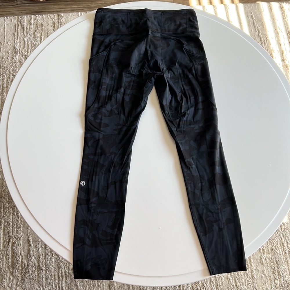 Lululemon Fast and Free 25” - Picture 2 of 3